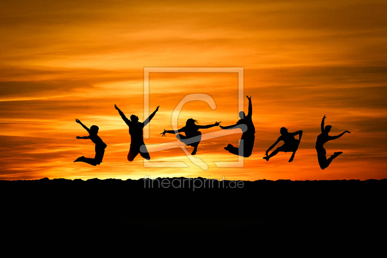 Bild-Nr.: 10488032 jumping silhouettes erstellt von emanoo