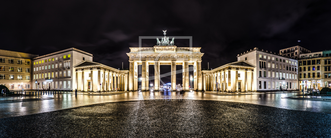 Bild-Nr.: 10671794 Brandenburger Tor Berlin Panorama bei Nacht erstellt von Jean Claude Castor
