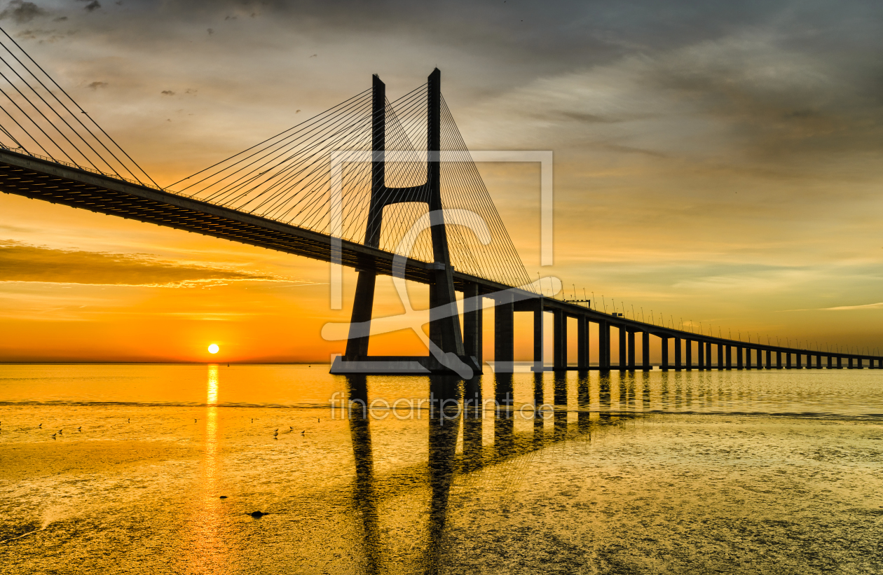 Bild-Nr.: 10740245 Sonnenaufgang in Lissabon erstellt von Mapics
