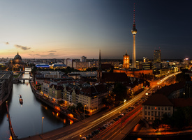 Berliner Skyline bei Nacht Panorama/10635308