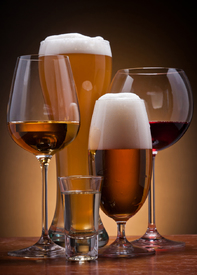 Bier, Wein und Schnapps/10771383