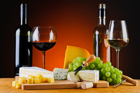 Käse, Wein und Trauben/10972554