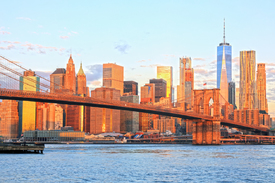 Skyline von Manhattan bei Sonnenaufgang/12049142