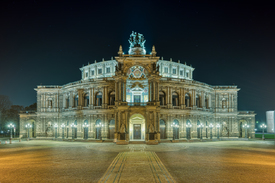 Semperoper in Dresden bei Nacht/12386654