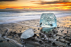 Sonnenuntergang am Diamond Beach in Ost-Island/12791180