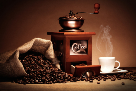 Bild-Nr: 11452503 Kaffee - Mühle mit Tasse und Bohnen in Braun Erstellt von: Thomas und Ramona Geers