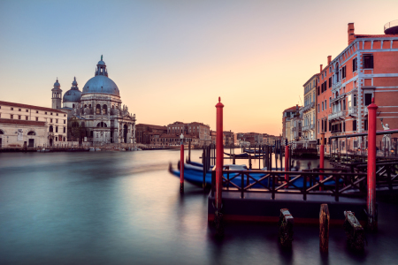 Bild-Nr: 11494019 Venedig - Santa Maria della Salute bei Sonnenuntergang Erstellt von: Jean Claude Castor
