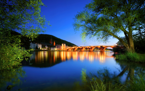 Bild-Nr: 12204013 Der Fluss Neckar bei Abenddämmerung Erstellt von: Smileus